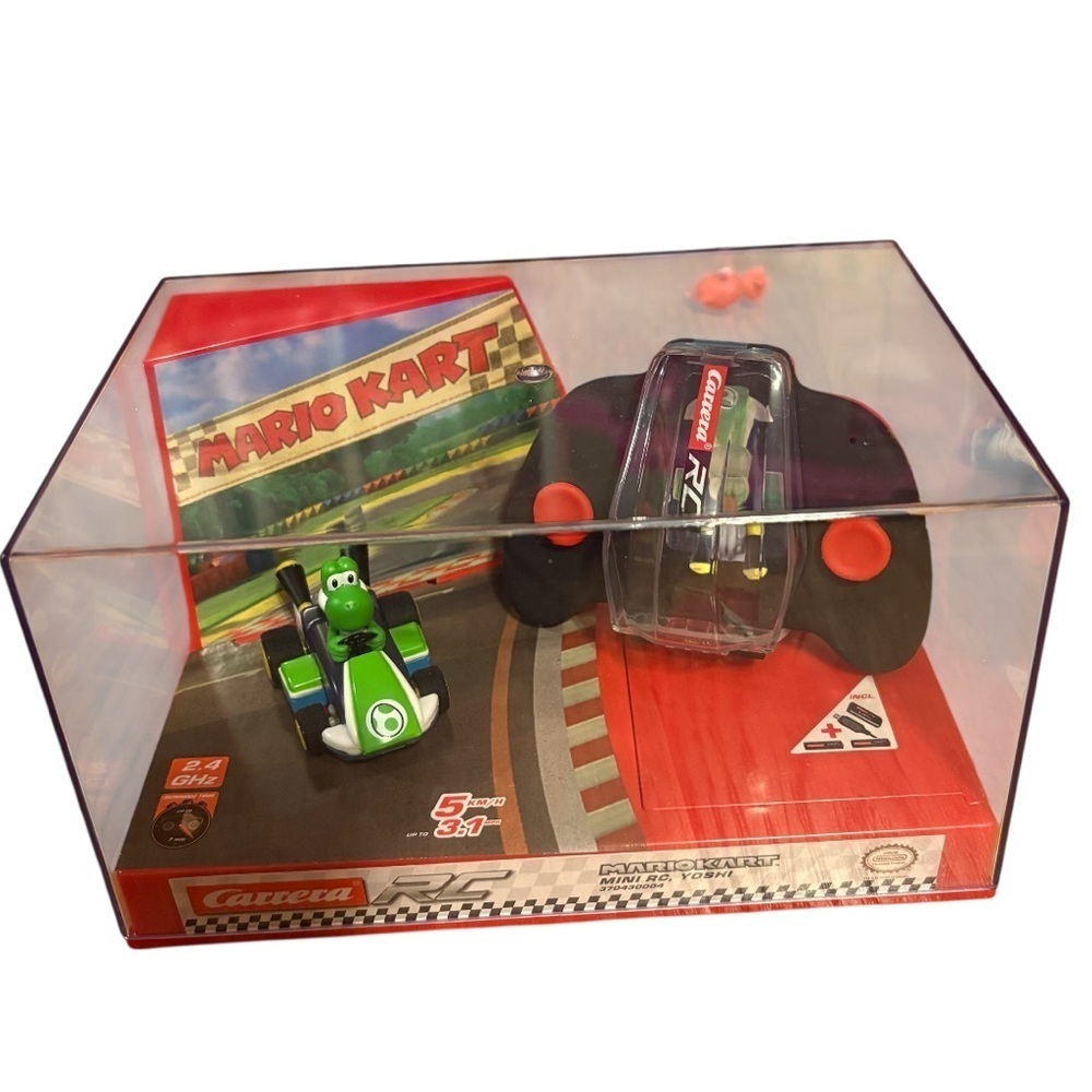 Carrera RC Nintendo Mario Kart - Yoshi 2.4 GHz Mini Remote Control Car NEW